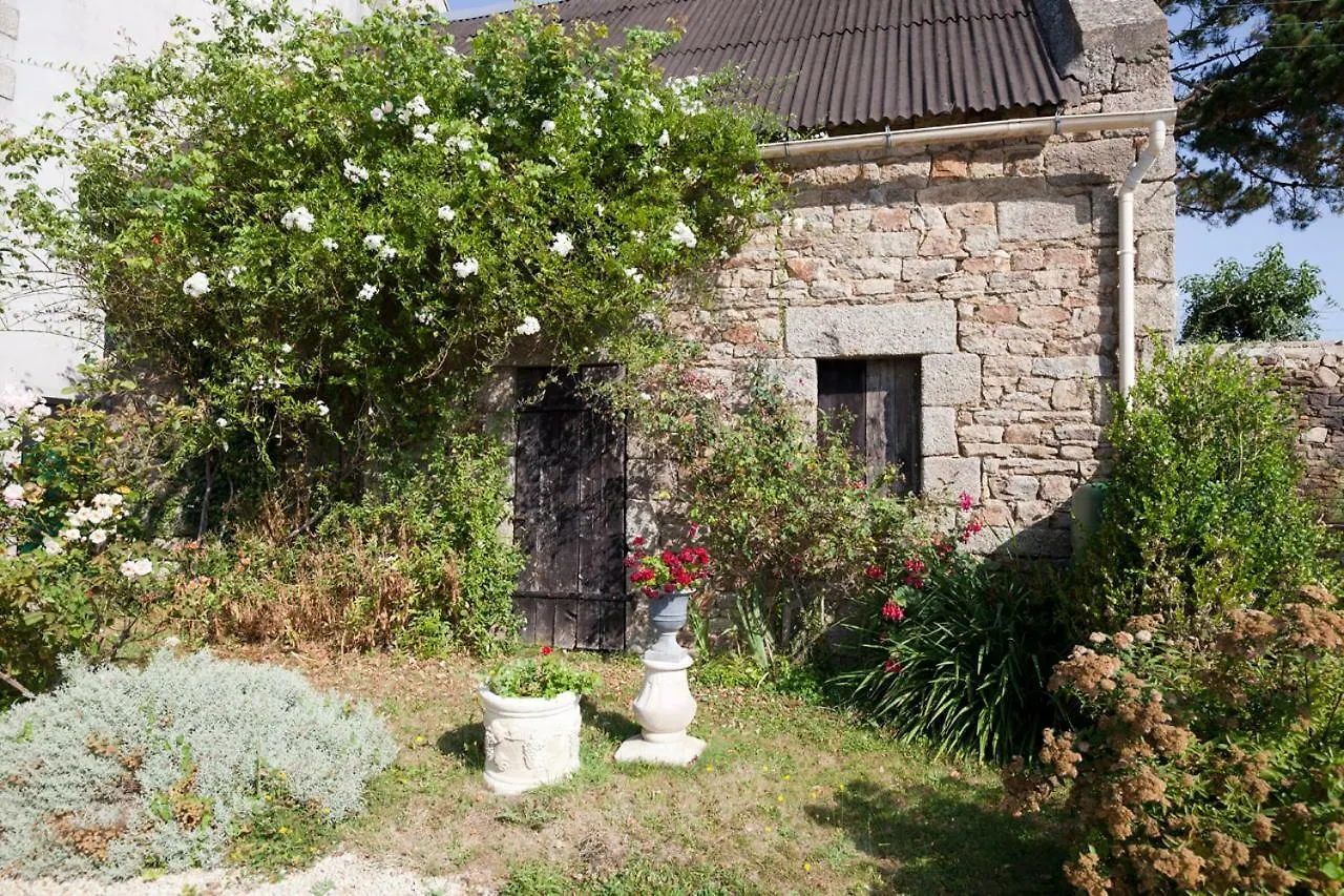 Maison De Kersalomon Tregunc Bed & Breakfast